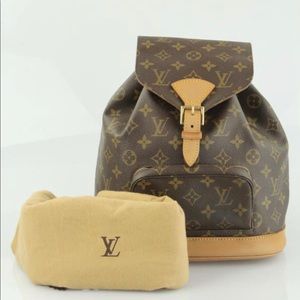 Louis Vuitton Montsouris MM